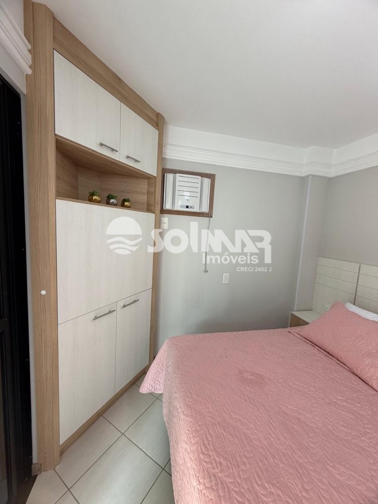 03 DORMIT�RIOS E 02 VAGAS DE GARAGEM - QUADRA MAR