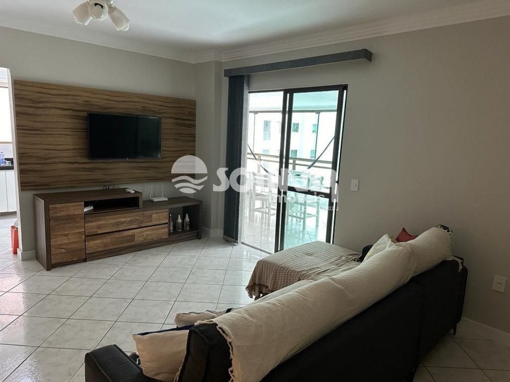 03 DORMITRIOS E 01 VAGA DE GARAGEM - MEIA PRAIA