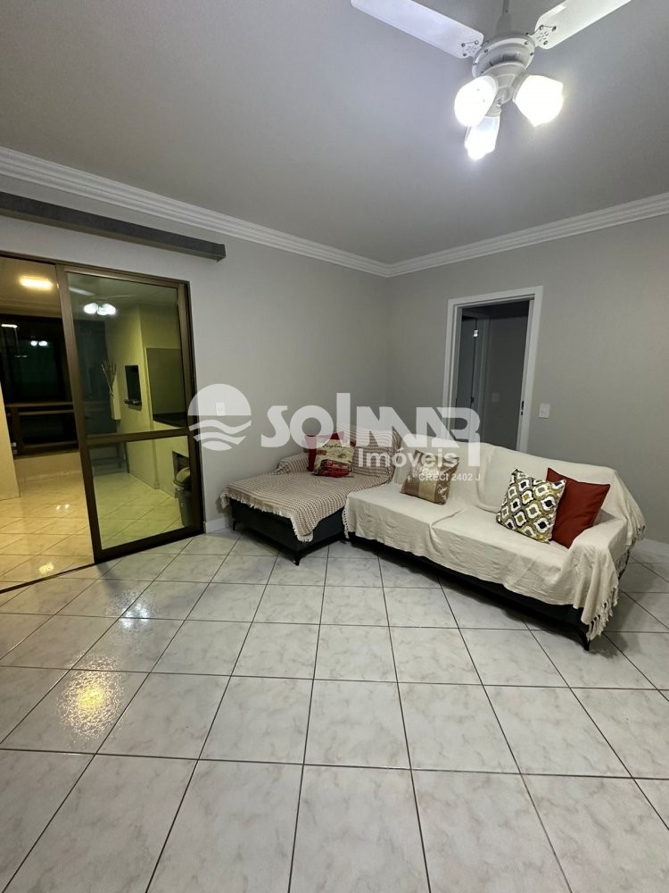 03 DORMITRIOS E 01 VAGA DE GARAGEM - MEIA PRAIA