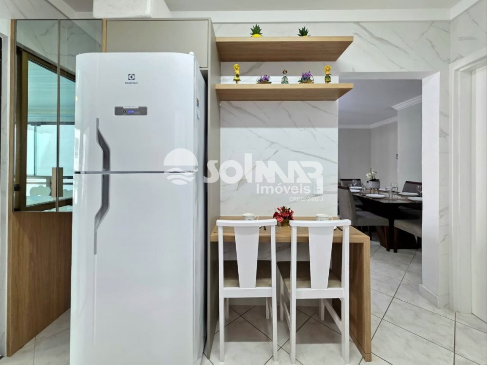 03 DORMIT�RIOS E 01 VAGA DE GARAGEM - MEIA PRAIA