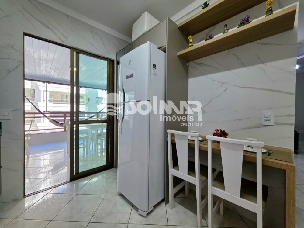 03 DORMIT�RIOS E 01 VAGA DE GARAGEM - MEIA PRAIA