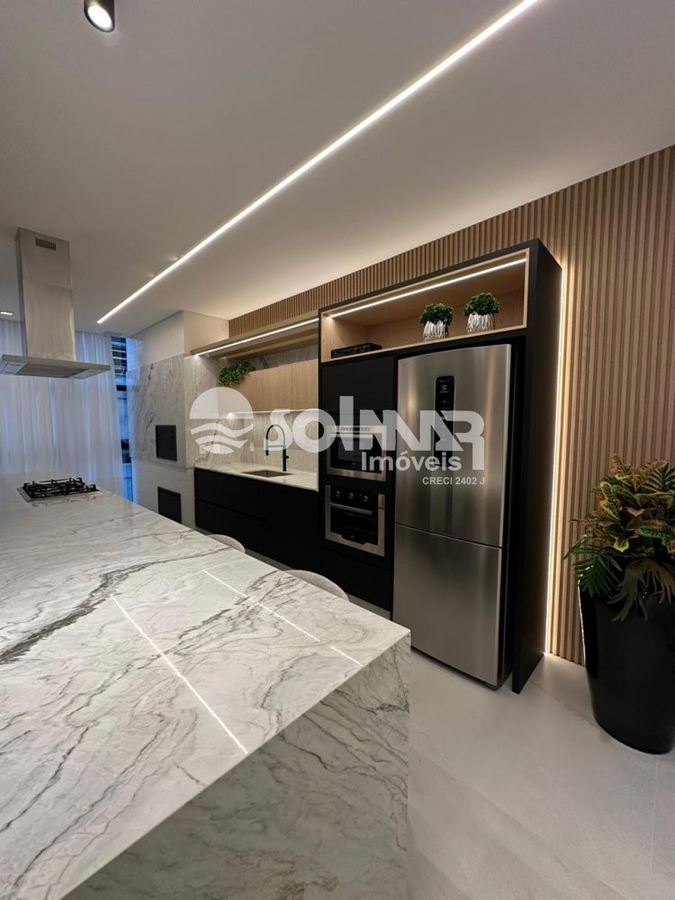 (ANUAL) 02 DORM E 01 VAGA - MORRETES