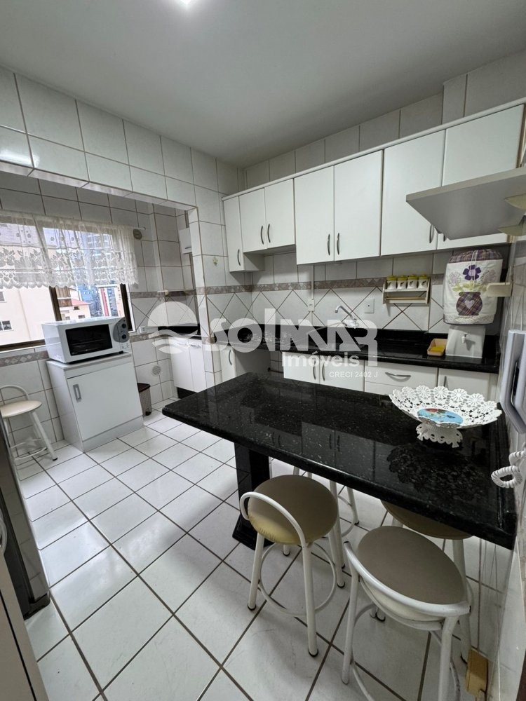 (ANUAL) 02 DORM E 01 VAGA - MEIA PRAIA