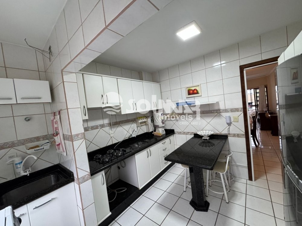 (ANUAL) 02 DORM E 01 VAGA - MEIA PRAIA