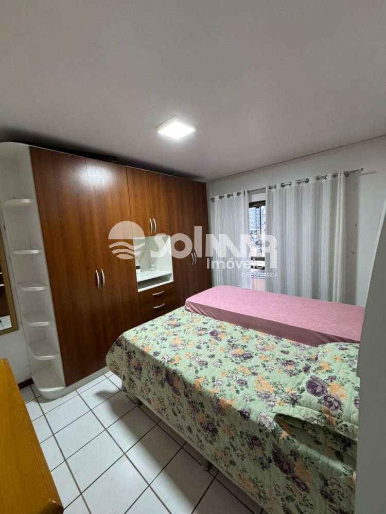 (ANUAL) 02 DORM E 01 VAGA - MEIA PRAIA