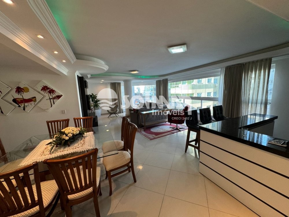 03 SUTES E 02 VAGAS DE GARAGEM - MEIA PRAIA 