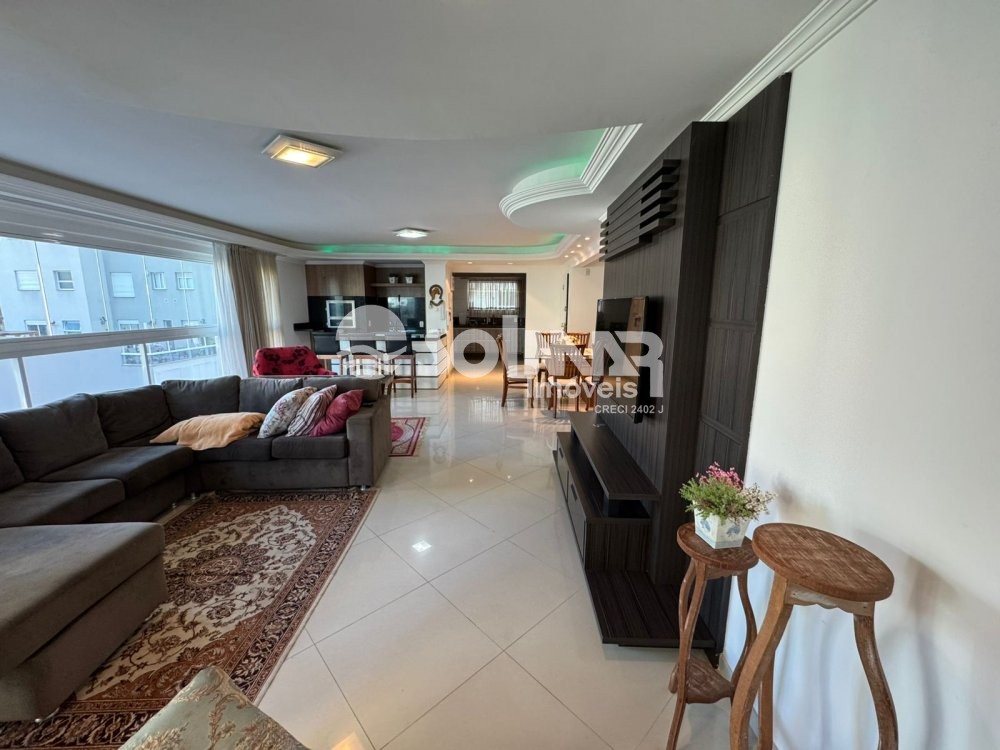 03 SUTES E 02 VAGAS DE GARAGEM - MEIA PRAIA 