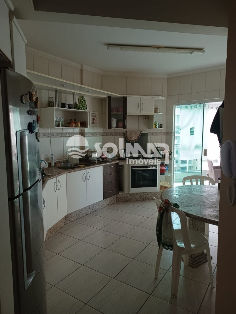 03 DORMITRIOS E 02 VAGAS DE GARAGEM - AT 200M DO