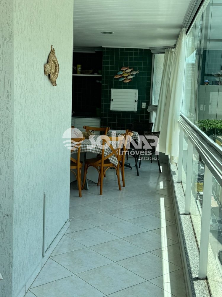 03 DORMIT�RIOS E 02 VAGAS DE GARAGEM - AT� 200M DO