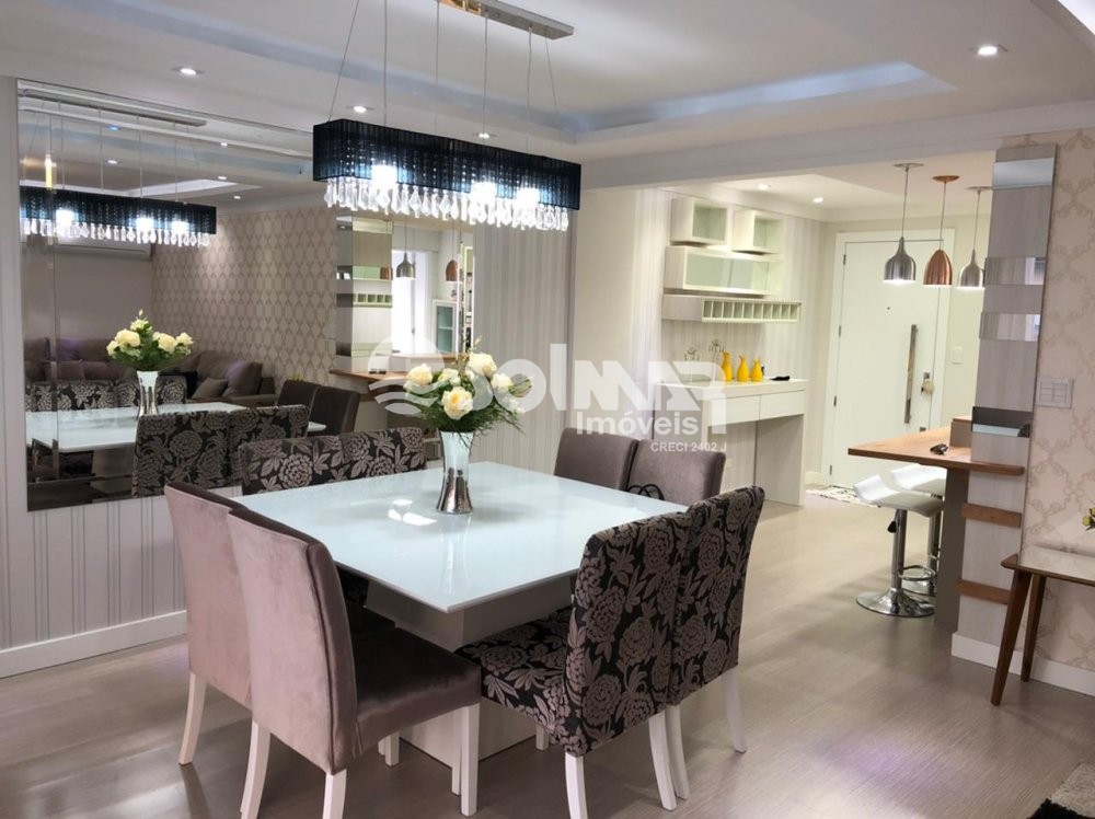 03 DORMITRIOS E 01 VAGA DE GARAGEM - MEIA PRAIA