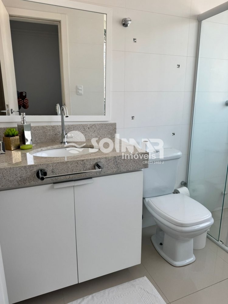 04 SUTES E 02 VAGAS DE GARAGEM - QUADRA MAR