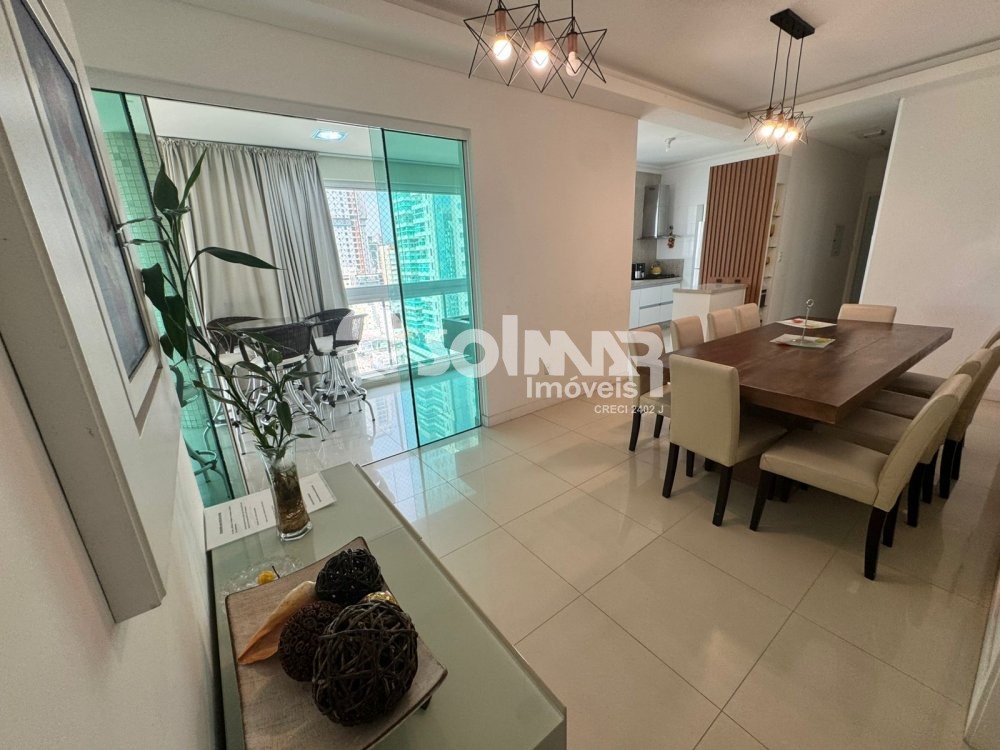 04 SUTES E 02 VAGAS DE GARAGEM - QUADRA MAR