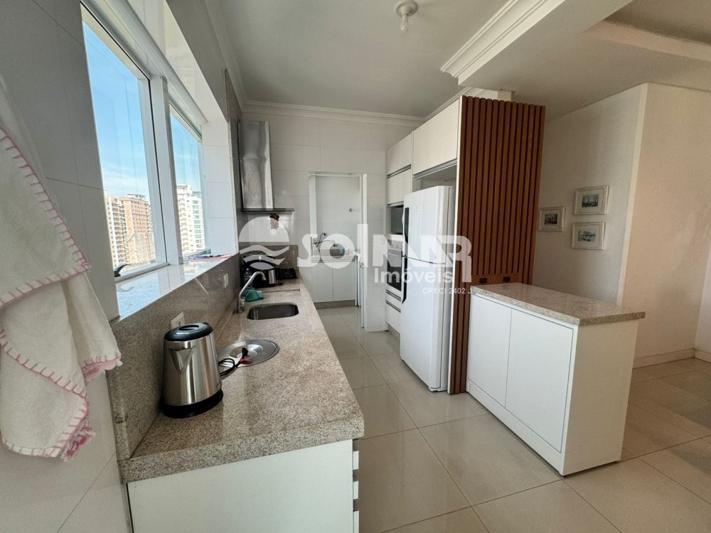 04 SUTES E 02 VAGAS DE GARAGEM - QUADRA MAR