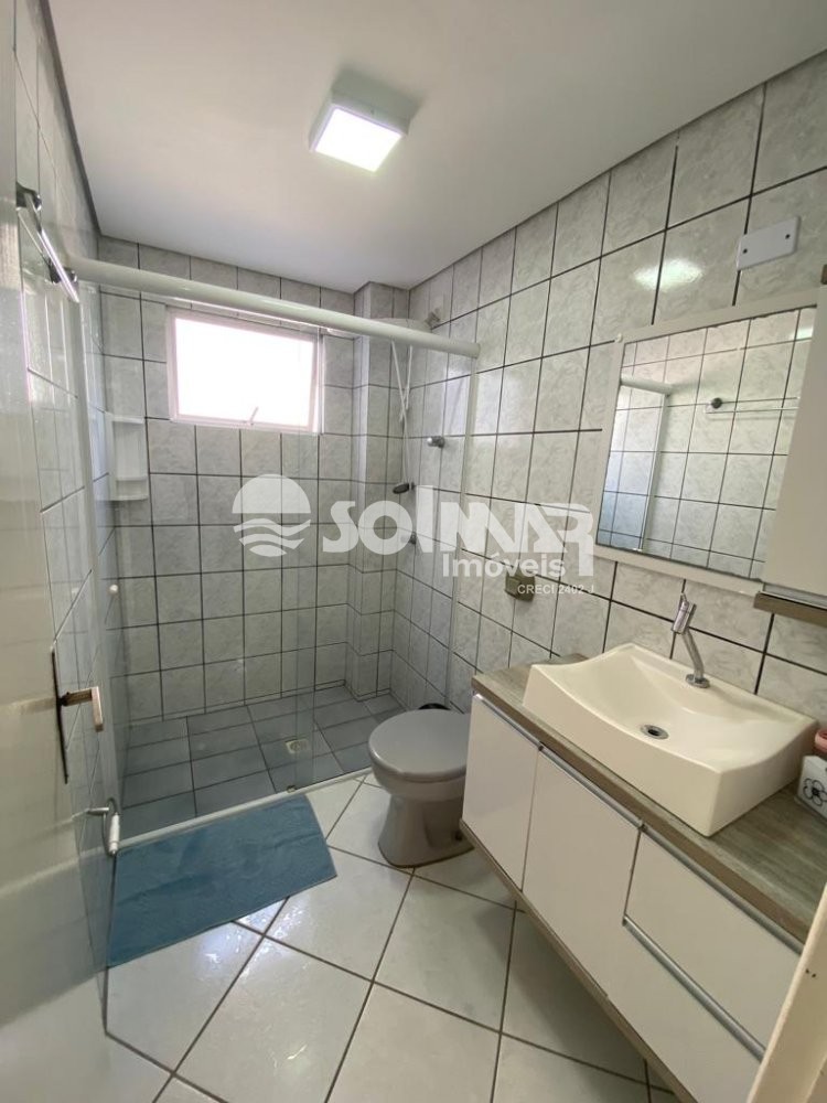 02 DORMITRIOS E 01 VAGA DE GARAGEM - MEIA PRAIA