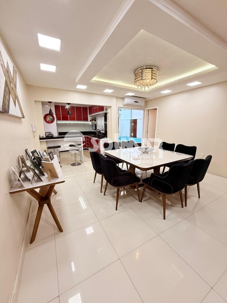 05 SUTES E 02 VAGAS - CASA EM PORTO BELO