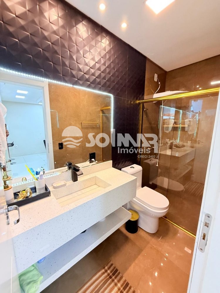 05 SUTES E 02 VAGAS - CASA EM PORTO BELO