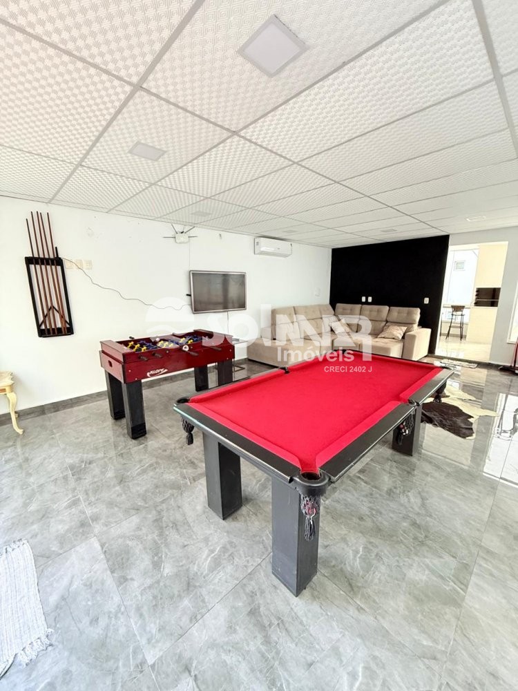 05 SUTES E 02 VAGAS - CASA EM PORTO BELO