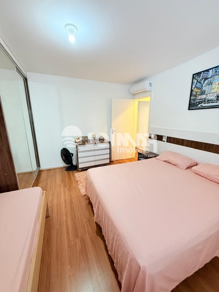 05 SUTES E 02 VAGAS - CASA EM PORTO BELO