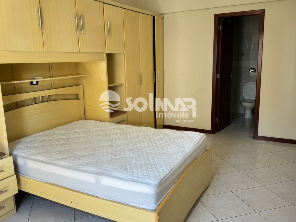 03 DORMITRIOS E 02 VAGAS DE GARAGEM - MEIA PRAIA