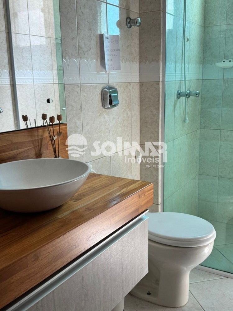 03 DORMITRIOS E 02 VAGAS DE GARAGEM - MEIA PRAIA