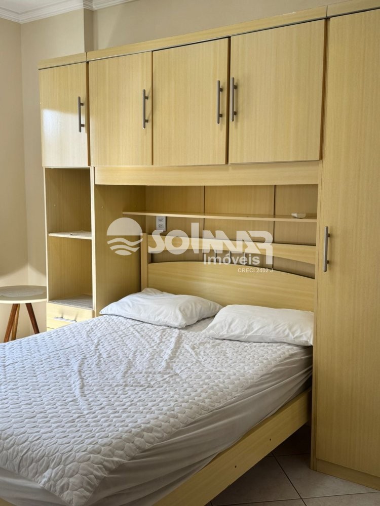 03 DORMITRIOS E 02 VAGAS DE GARAGEM - MEIA PRAIA