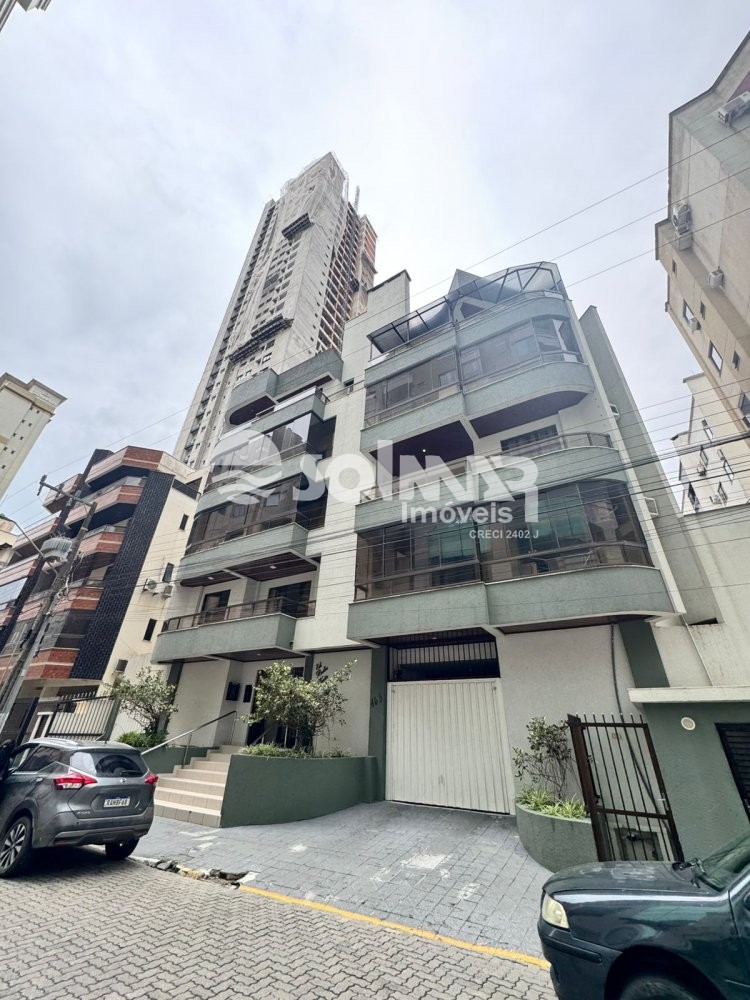 (ANUAL) 02 DORM E 01 VAGA - QUADRA MAR