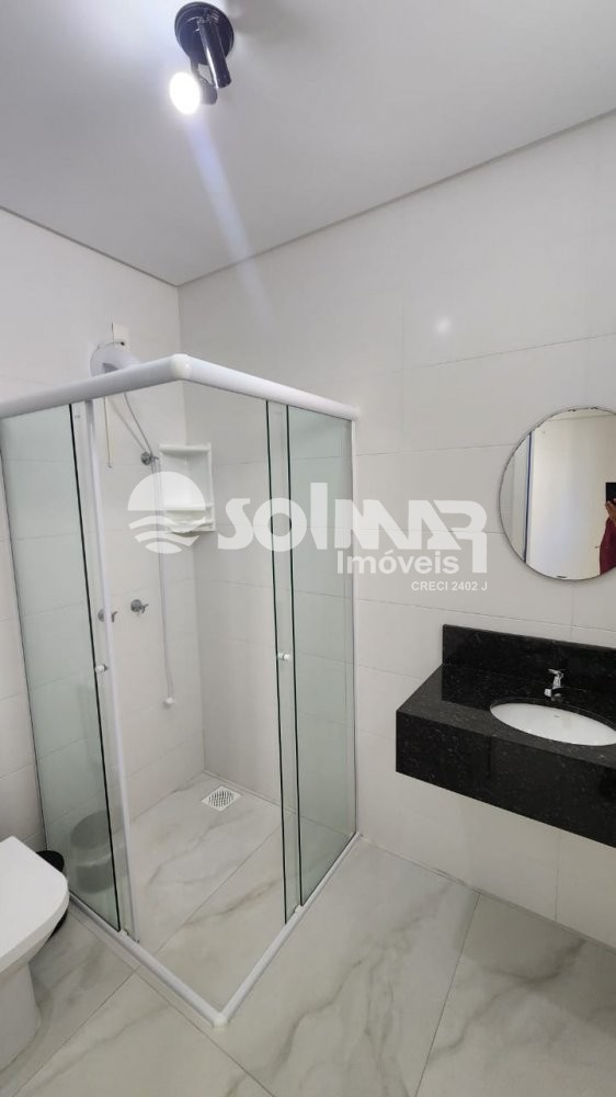 (ANUAL) 03 SUTES E 02 VAGAS - QUADRA MAR