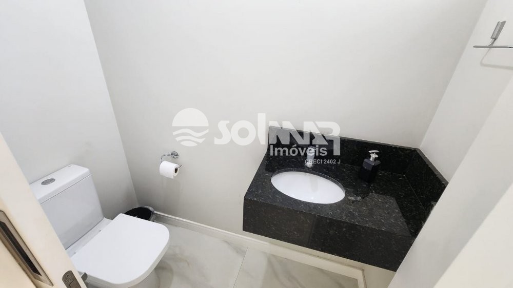 (ANUAL) 03 SUTES E 02 VAGAS - QUADRA MAR