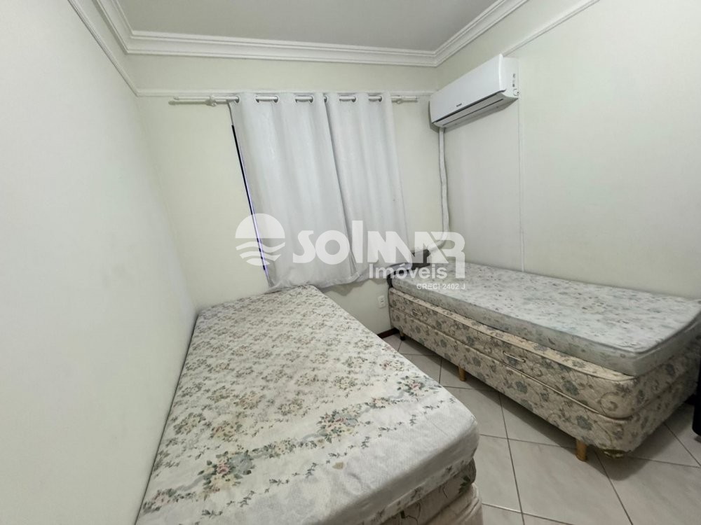 04 DORMITRIOS E 01 VAGA - AT 300M DO MAR 