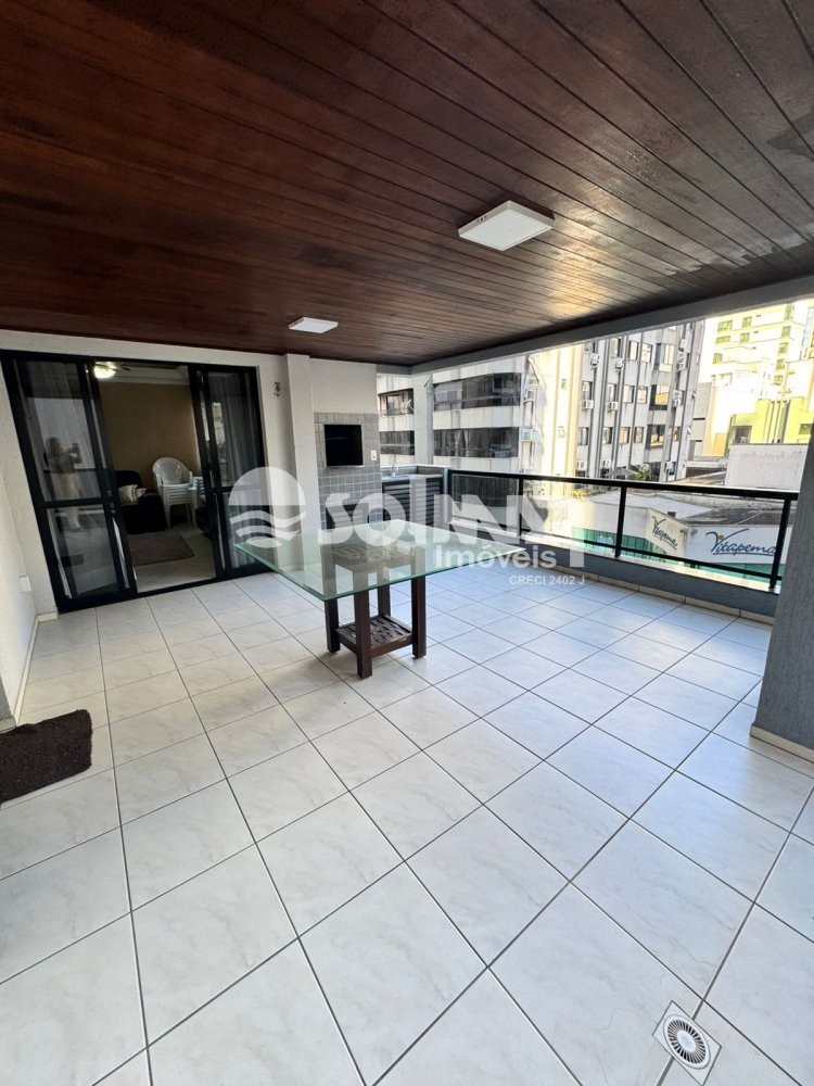 04 DORMITRIOS E 01 VAGA - AT 300M DO MAR 