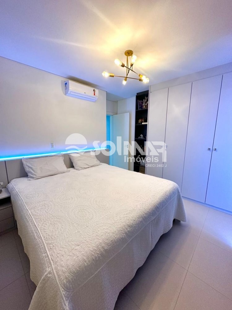 03 SUTES E 02 VAGAS DE GARAGEM - MEIA PRAIA 