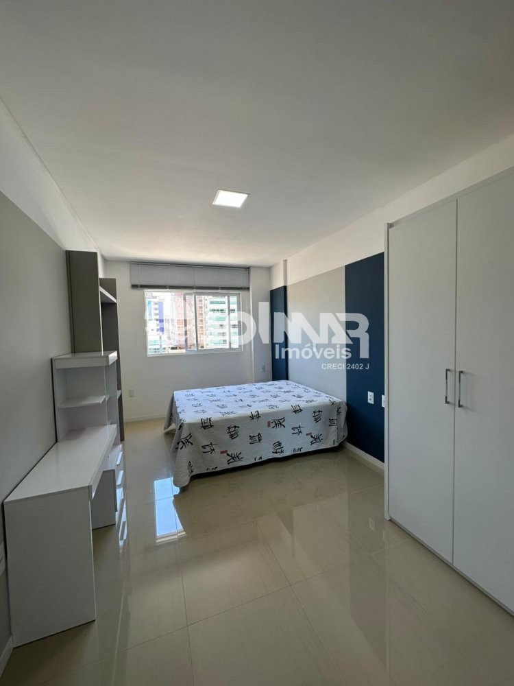 03 SUTES E 03 VAGAS DE GARAGEM - MEIA PRAIA 