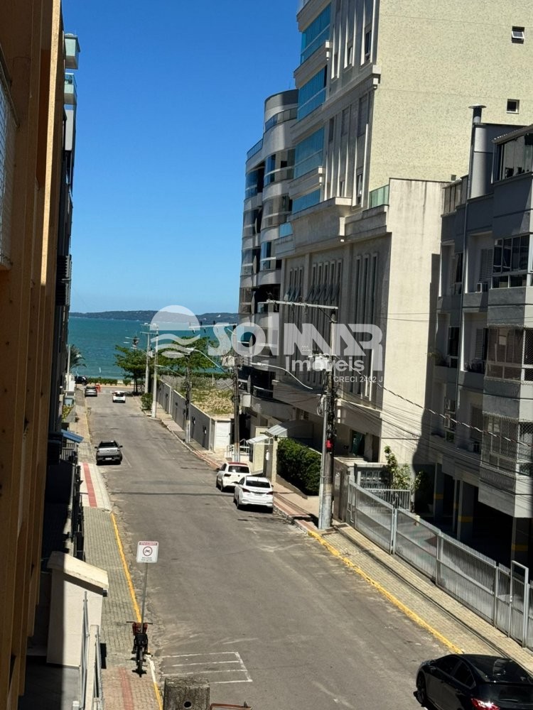 03 DORMITRIOS E 01 VAGA - QUADRA MAR NO CENTRO