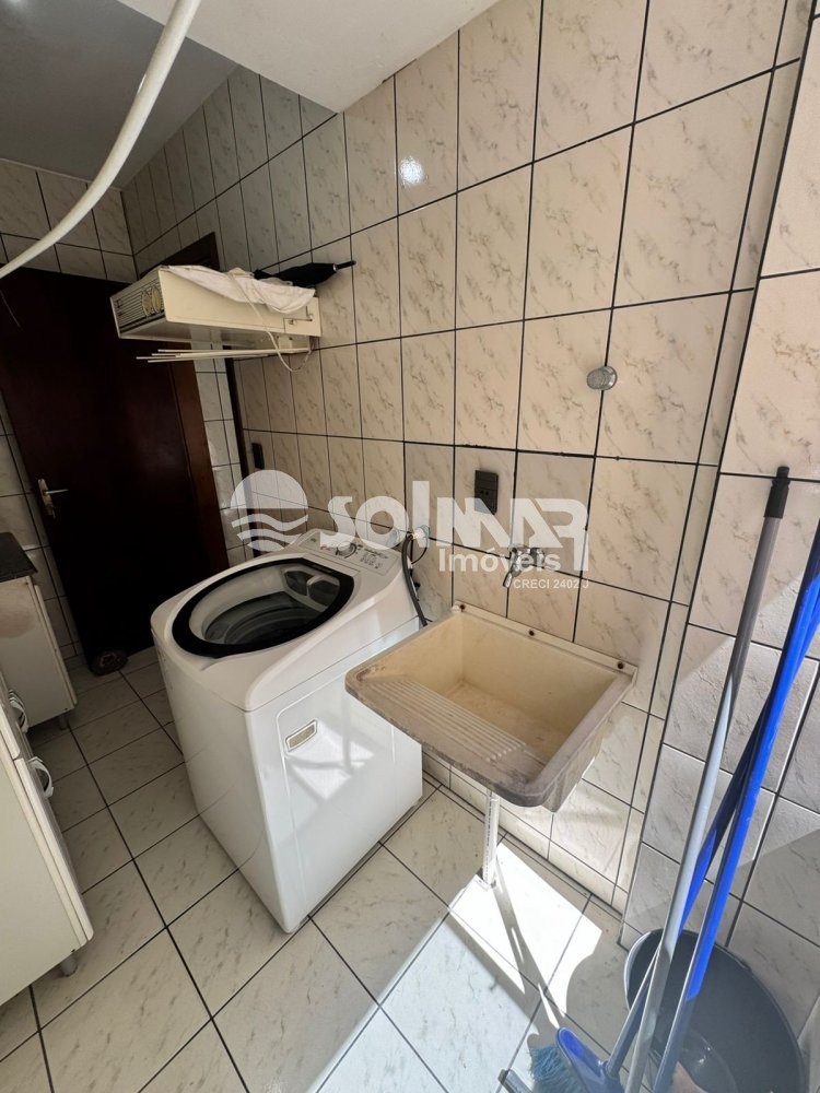 03 DORMITRIOS E 01 VAGA - QUADRA MAR NO CENTRO