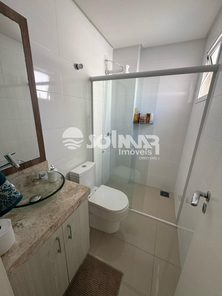 03 DORMITRIOS E 02 VAGAS DE GARAGEM - MEIA PRAIA