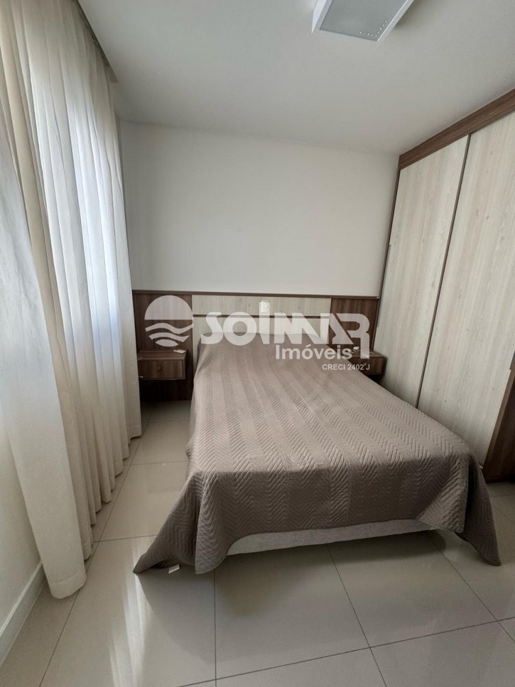 03 DORMITRIOS E 02 VAGAS DE GARAGEM - MEIA PRAIA