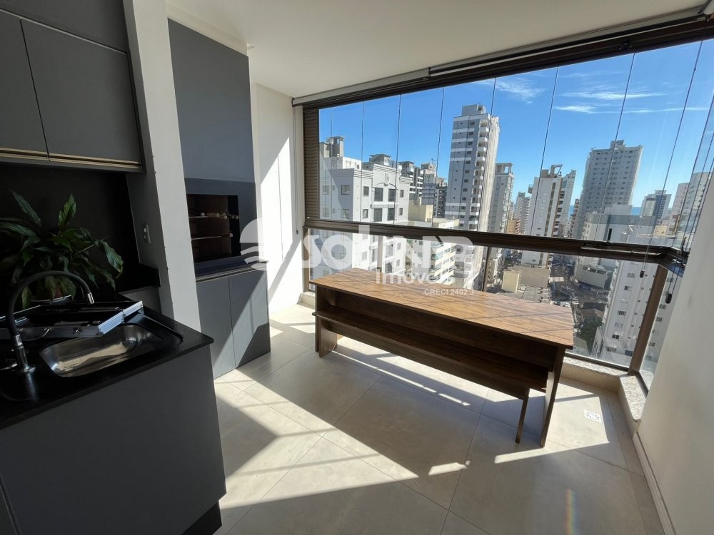 03 SUTES E 02 VAGAS DE GARAGEM - MEIA PRAIA 