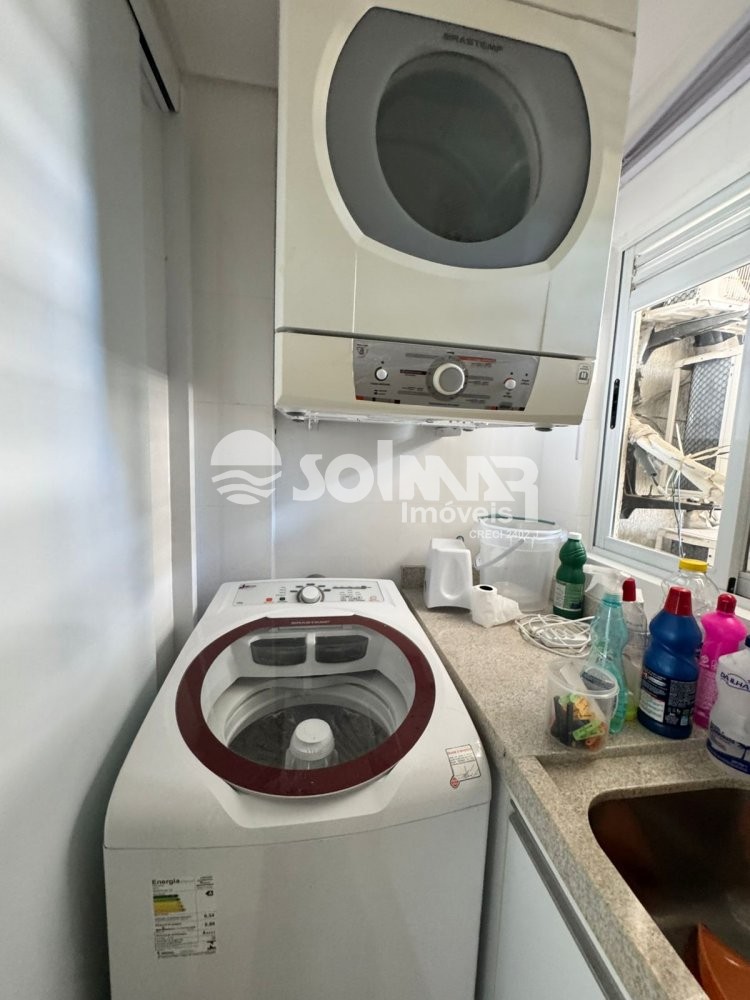 04 DORMITRIOS E 02 VAGAS DE GARAGEM - MEIA PRAIA