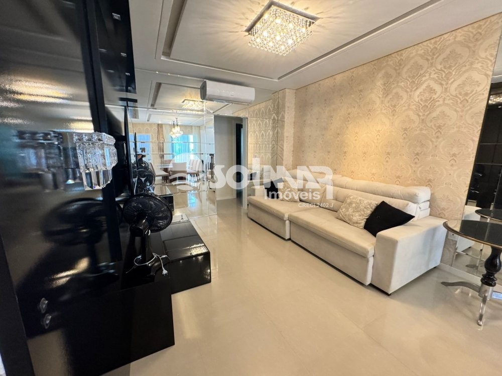 04 DORMITRIOS E 02 VAGAS DE GARAGEM - MEIA PRAIA