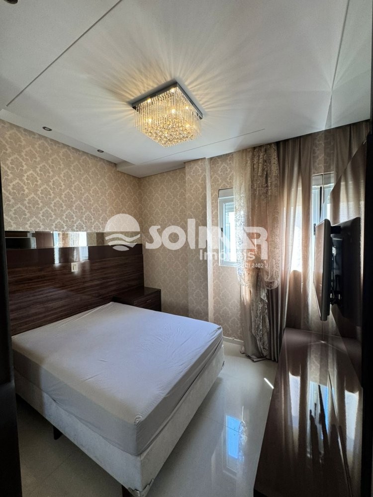 04 DORMITRIOS E 02 VAGAS DE GARAGEM - MEIA PRAIA