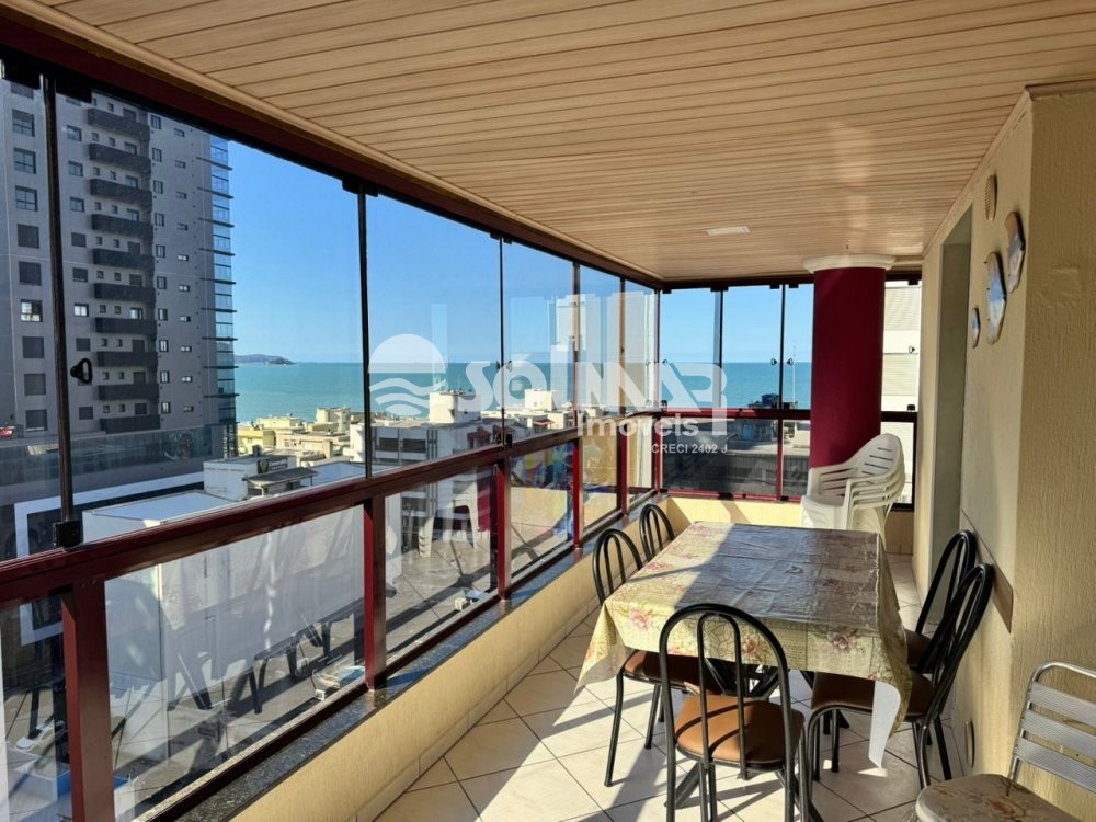 03 DORMITRIOS E 01 VAGA DE GARAGEM - MEIA PRAIA