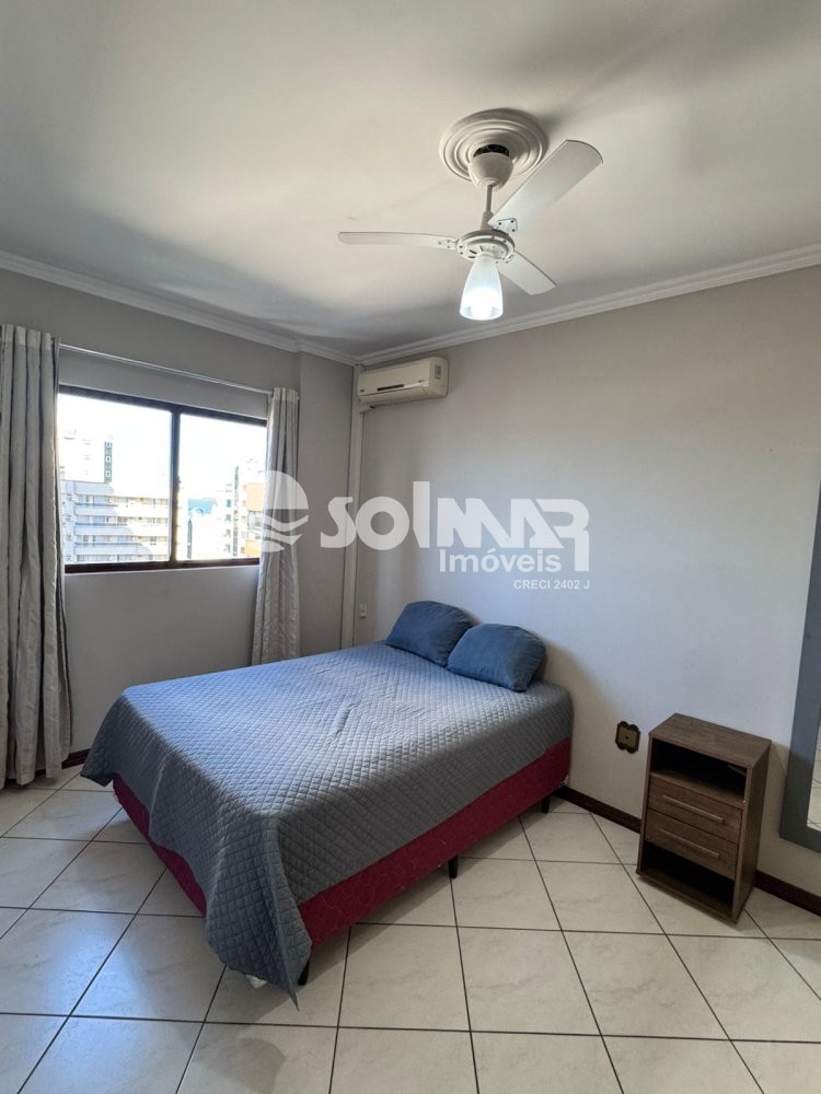 03 DORMITRIOS E 01 VAGA DE GARAGEM - MEIA PRAIA