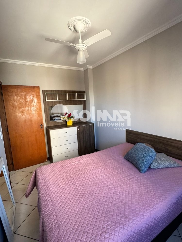 03 DORMITRIOS E 01 VAGA DE GARAGEM - MEIA PRAIA