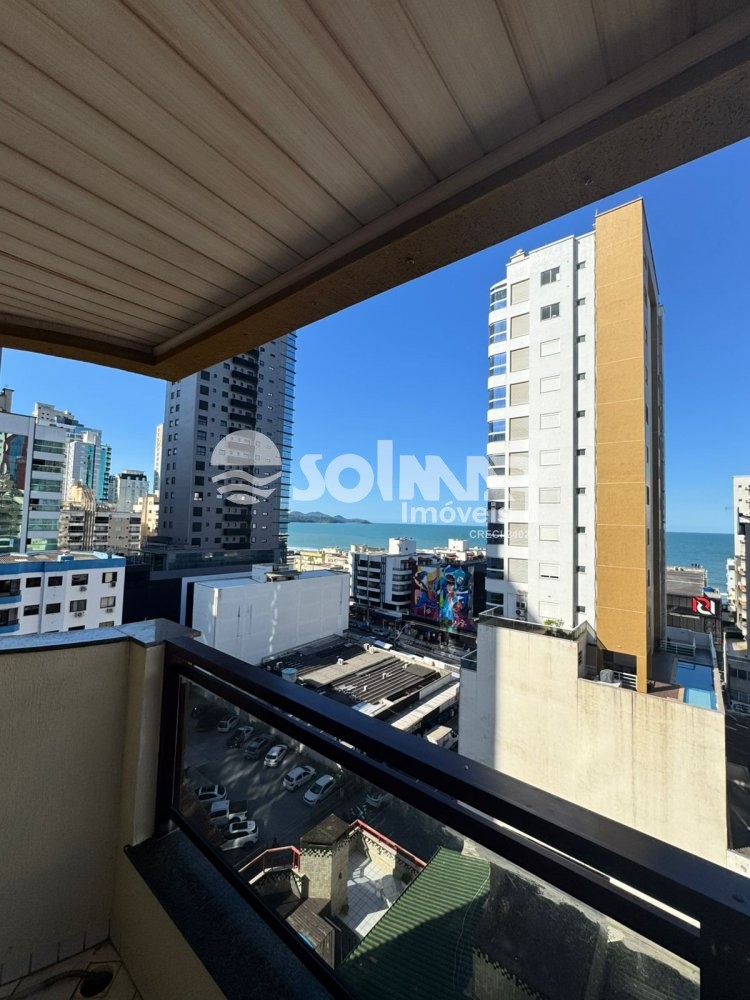 03 DORMITRIOS E 01 VAGA DE GARAGEM - MEIA PRAIA