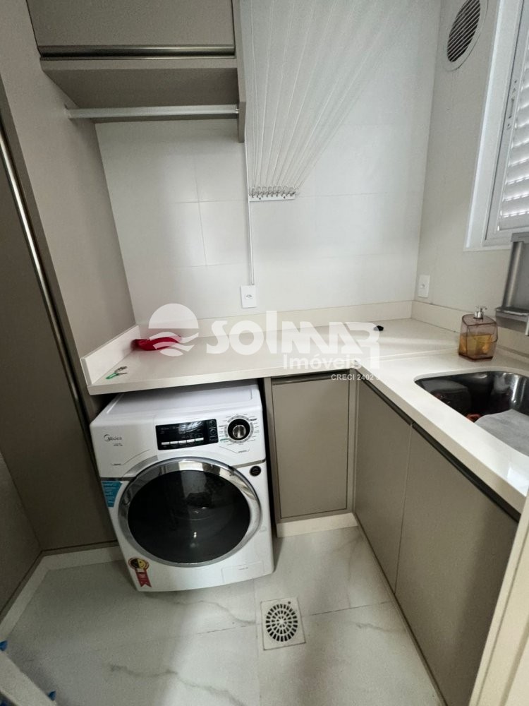 04 SUTES E 02 VAGAS DE GARAGEM - MEIA PRAIA