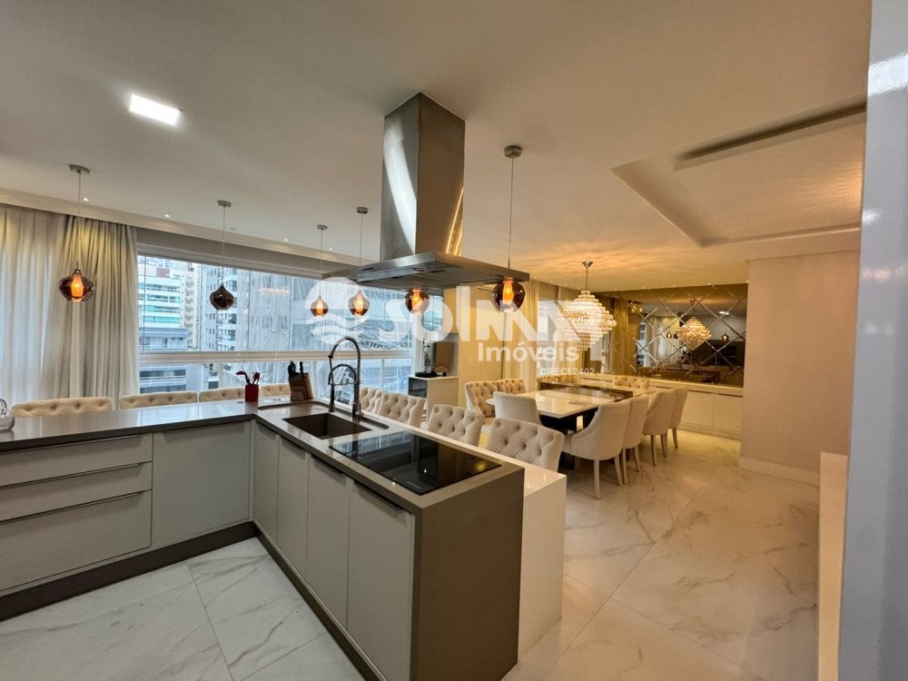 04 SUTES E 02 VAGAS DE GARAGEM - MEIA PRAIA