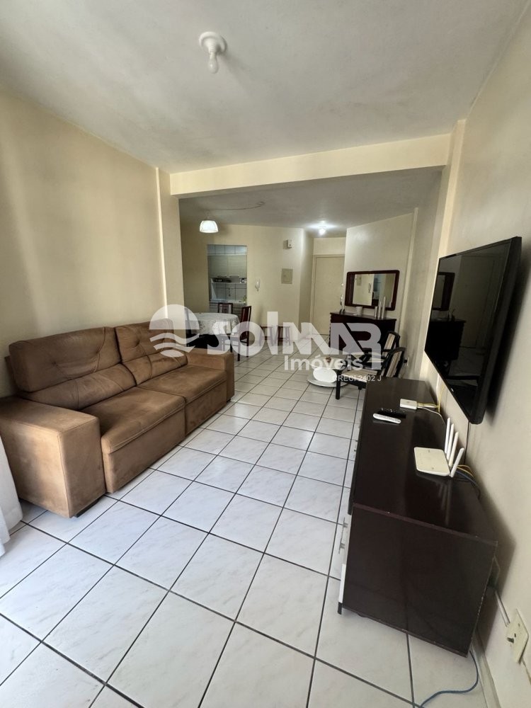 02 DORMITRIOS E 01 VAGA DE GARAGEM - MEIA PRAIA