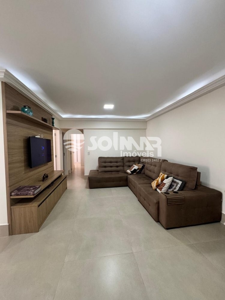 03 DORMITRIOS E 01 VAGA - AT 100M DO MAR