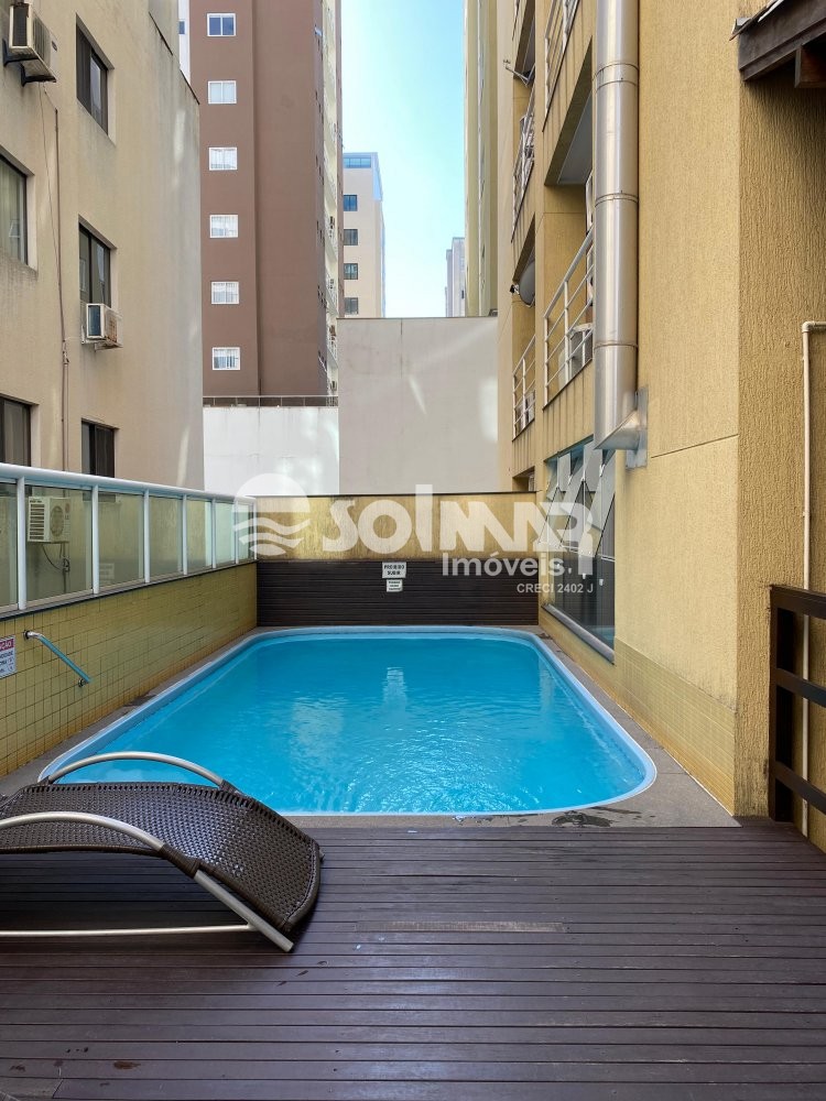 (ANUAL) 03 SUTES E 02 VAGAS - MEIA PRAIA