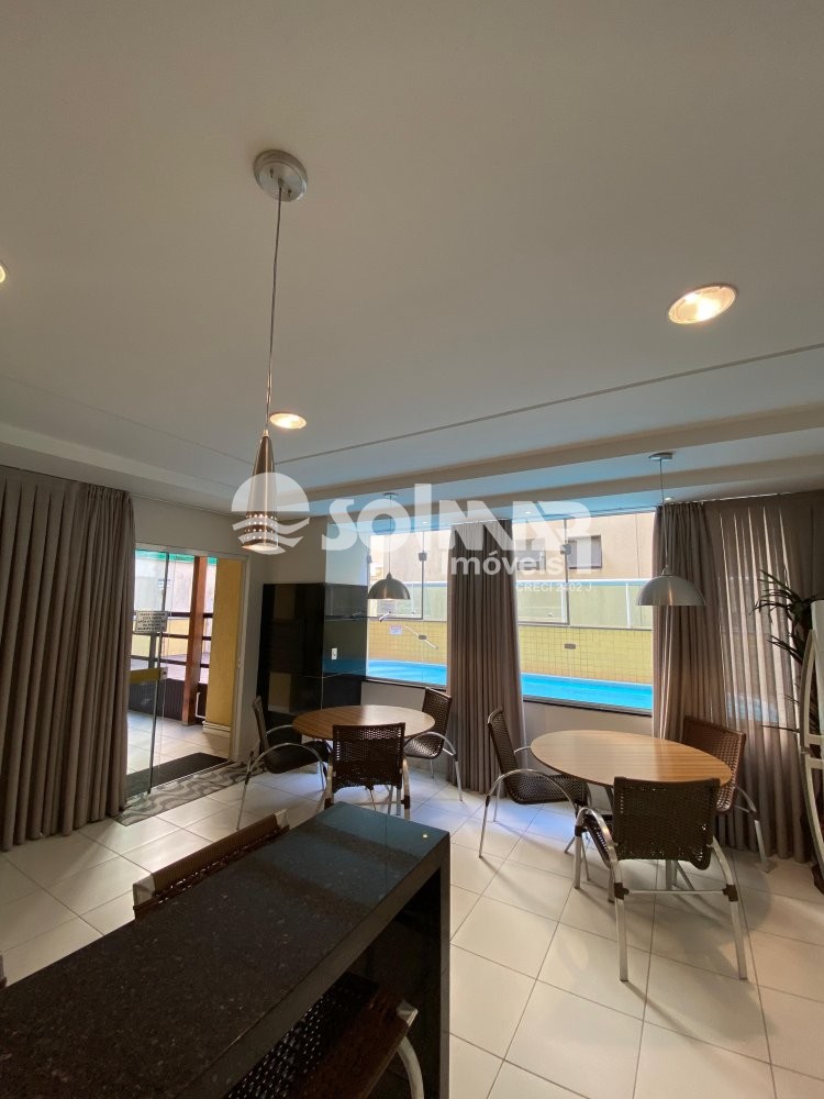 (ANUAL) 03 SUTES E 02 VAGAS - MEIA PRAIA